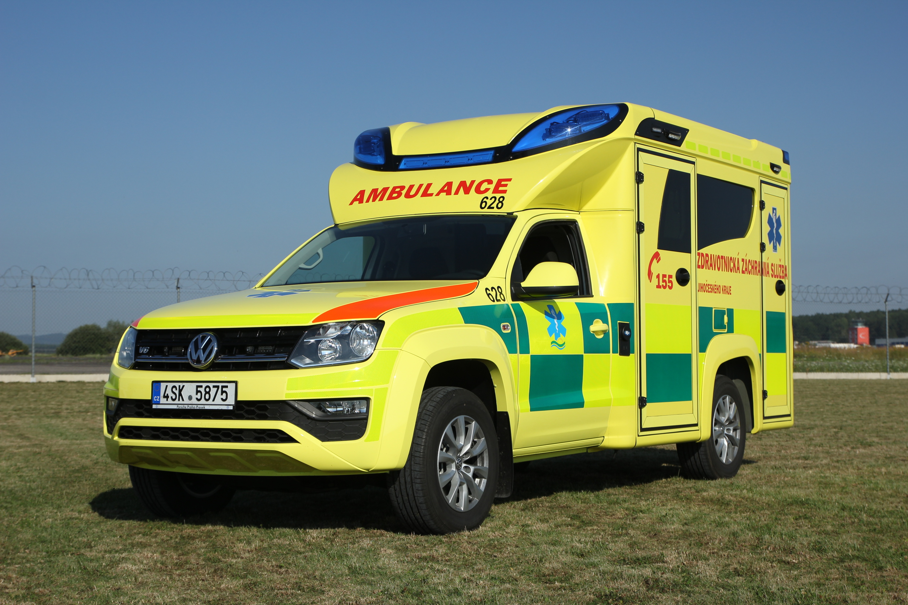 VW Amarok - zdravotnická zástavba ZZS JčK